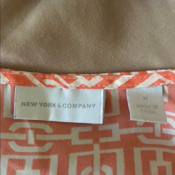 NY&CO blouse with removable belt - Picture 5 of 8